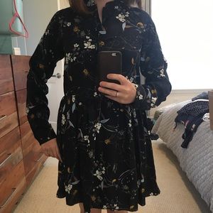 Buttondown dress with flower print